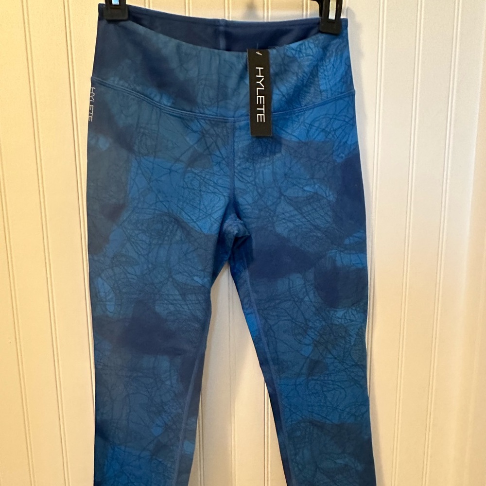 NWT HYLETE leggings